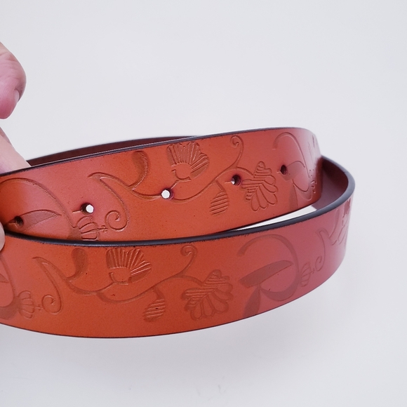 Tan Leather Belt with Brass Buckle - Picture 11 of 16